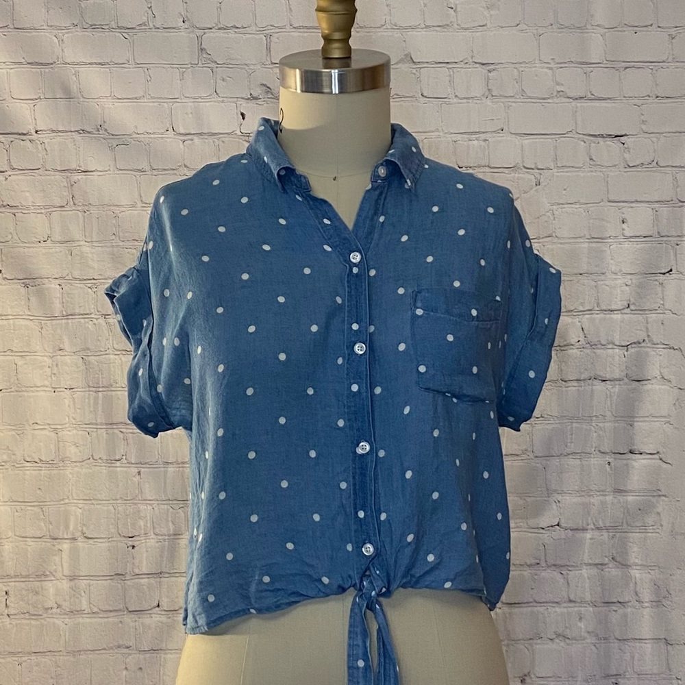 Rails, slightly cropped top, front tie